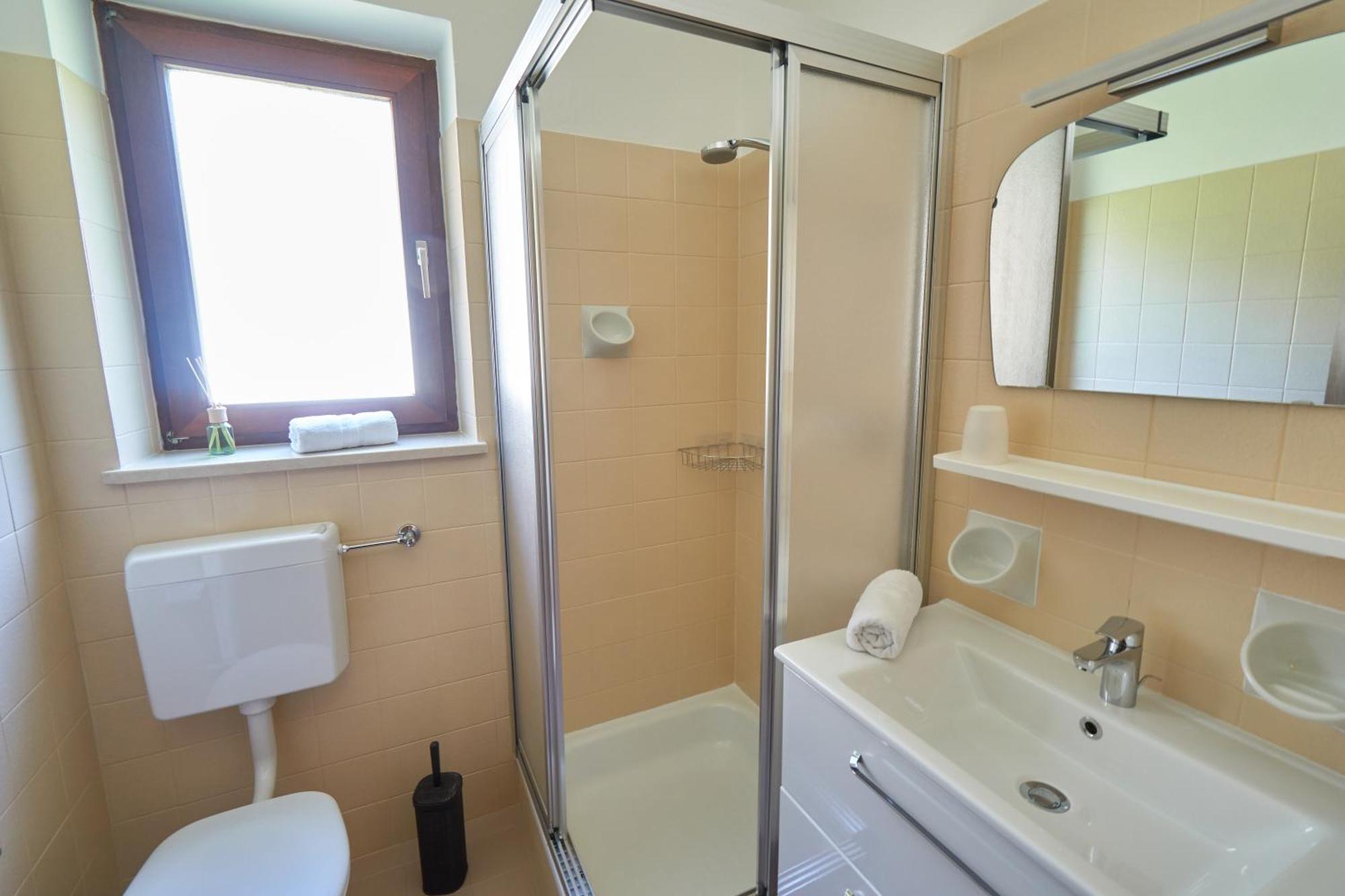 Privatpension Bergkristall San Martino in Passiria Habitación foto