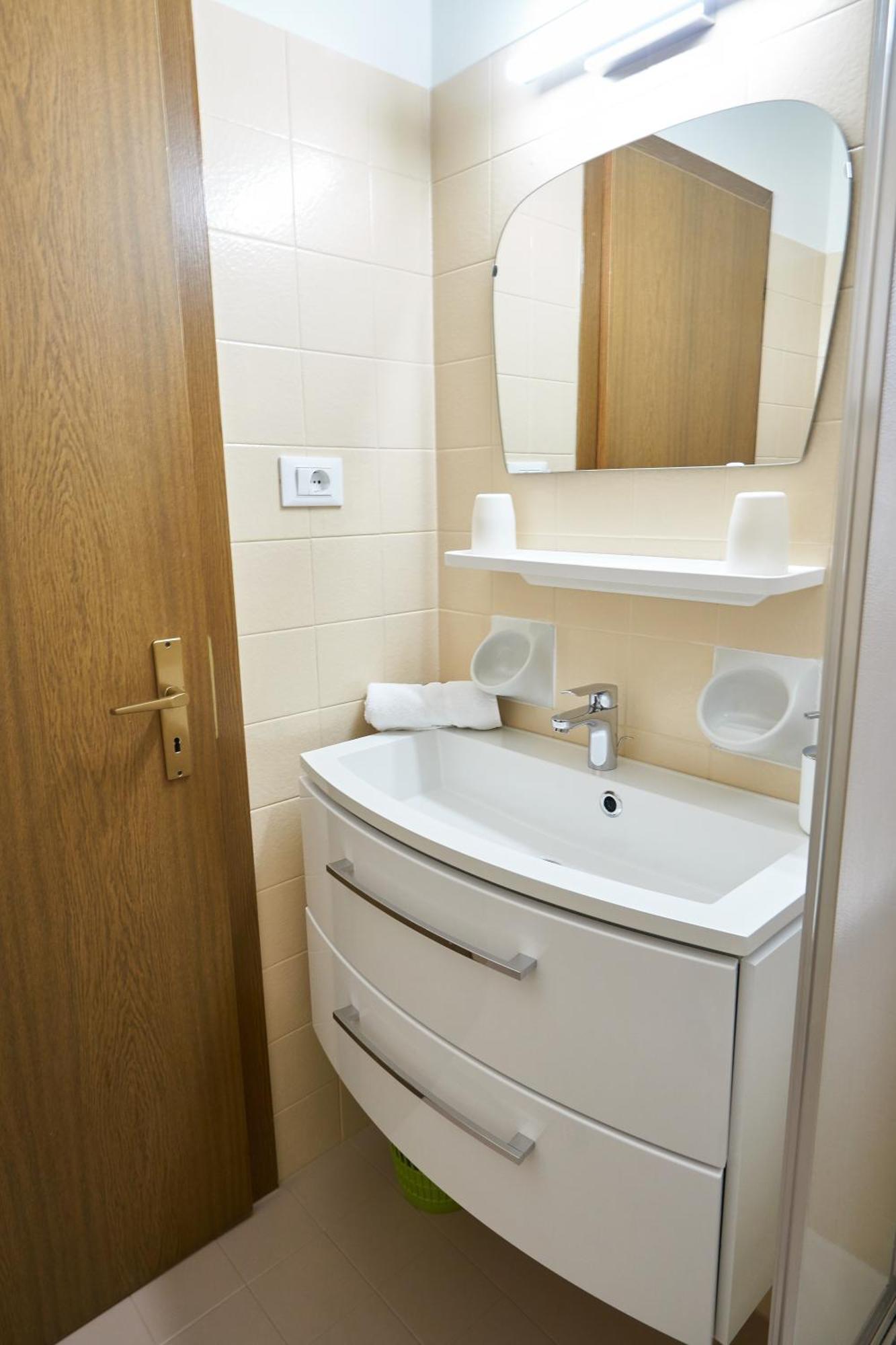 Privatpension Bergkristall San Martino in Passiria Habitación foto