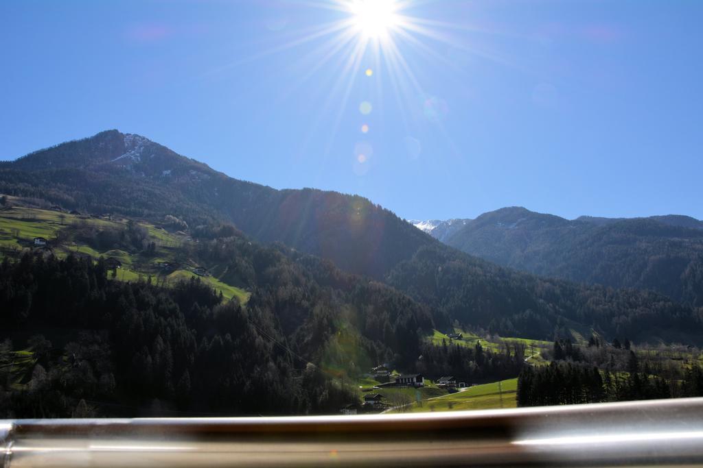 Privatpension Bergkristall San Martino in Passiria Exterior foto