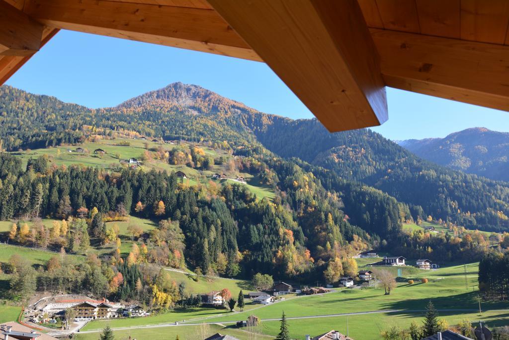 Privatpension Bergkristall San Martino in Passiria Exterior foto