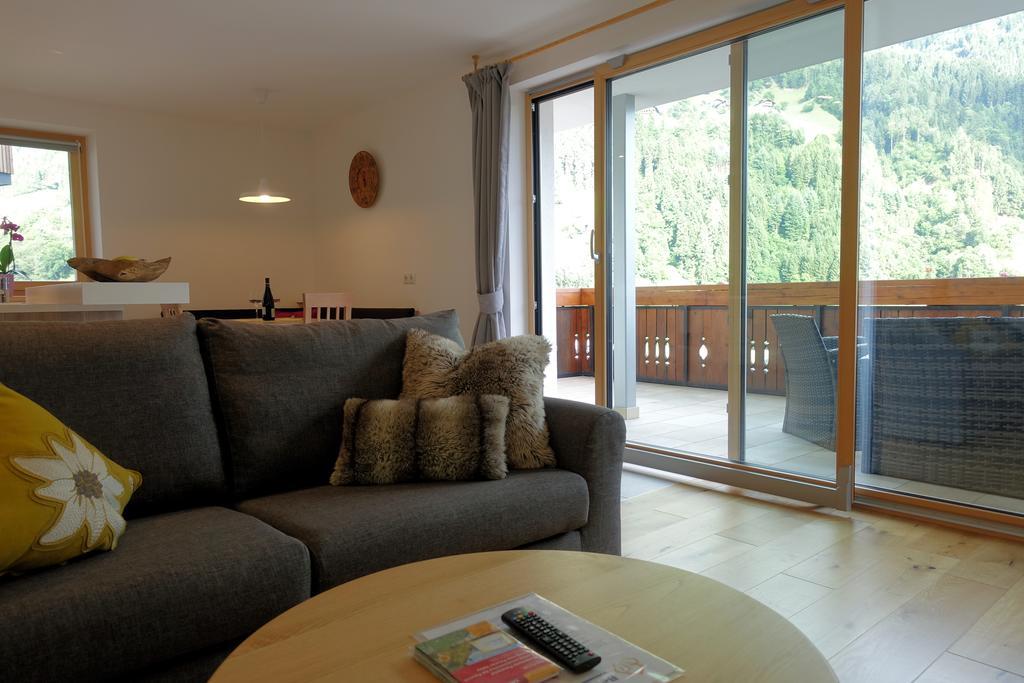 Privatpension Bergkristall San Martino in Passiria Exterior foto
